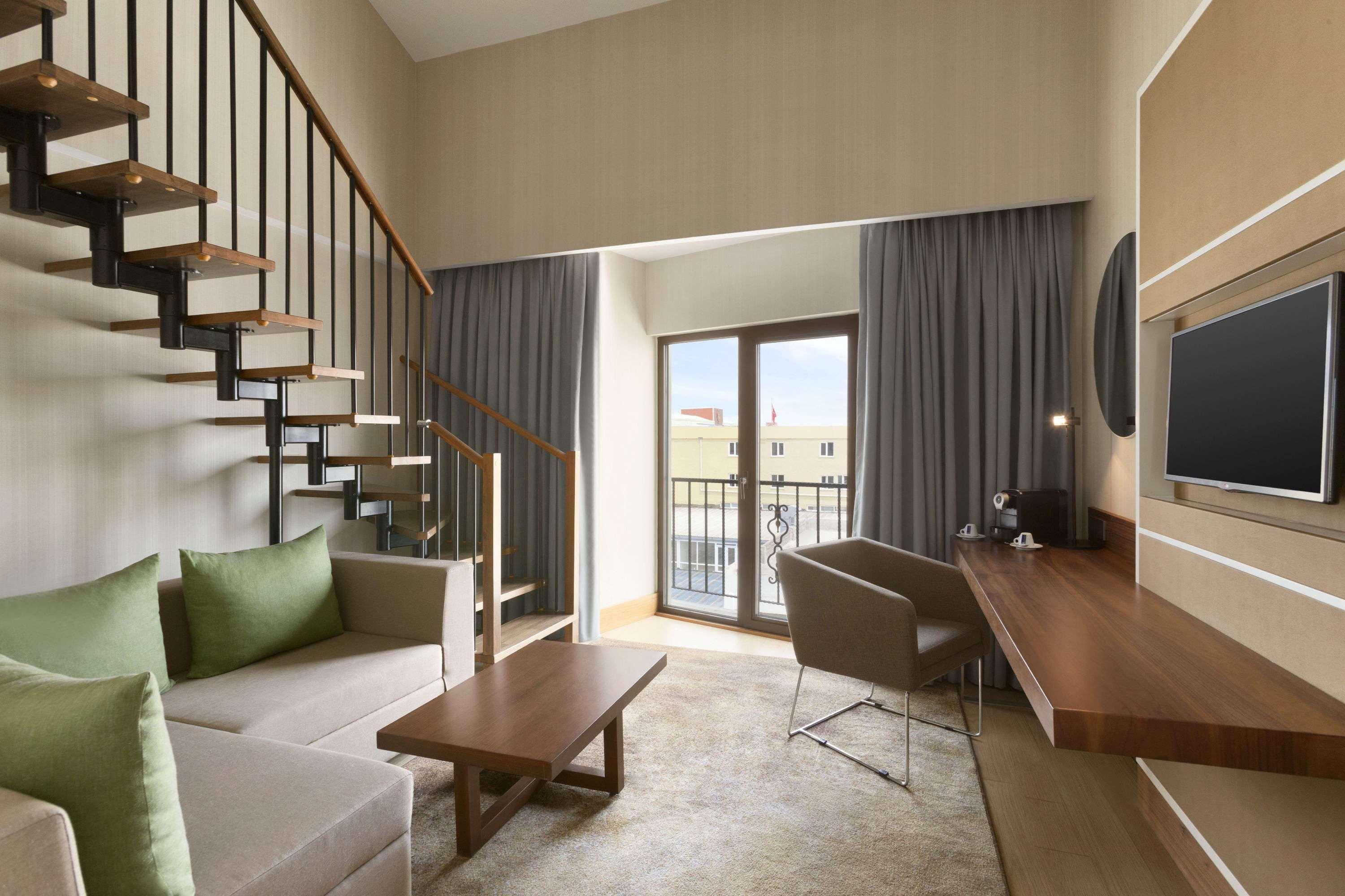 Ramada By Wyndham Istanbul Florya Hotel Eksteriør billede