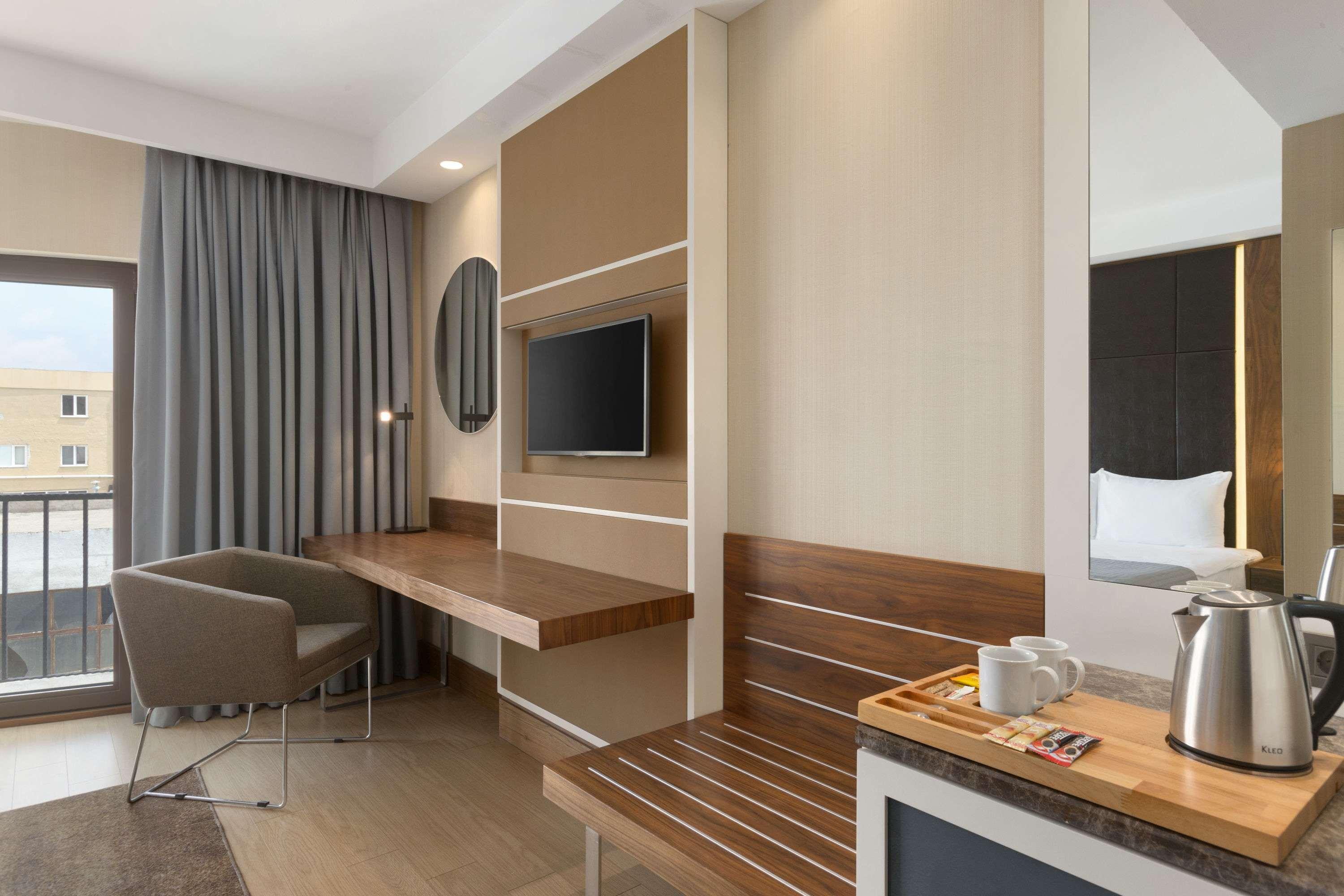Ramada By Wyndham Istanbul Florya Hotel Eksteriør billede