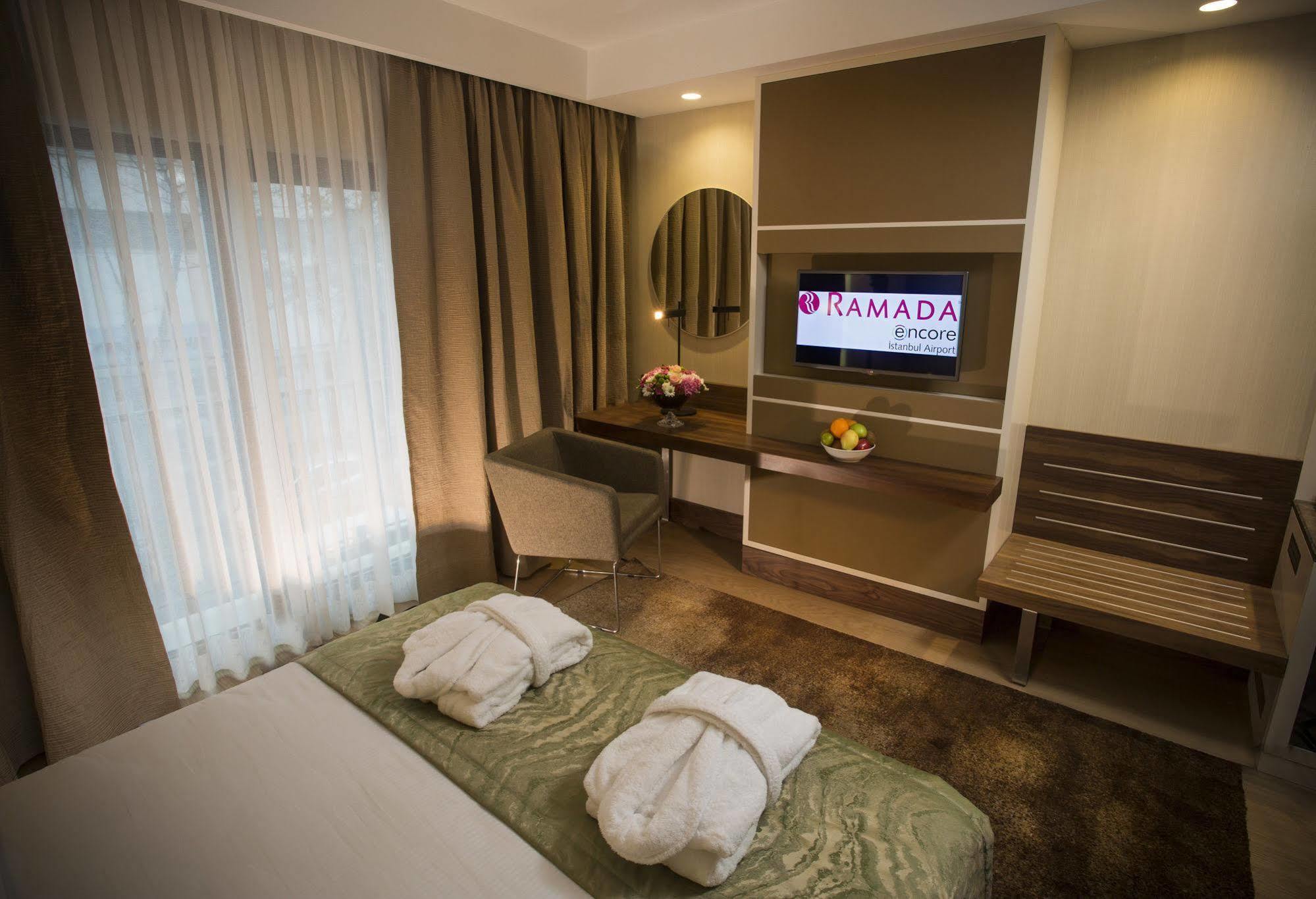 Ramada By Wyndham Istanbul Florya Hotel Eksteriør billede