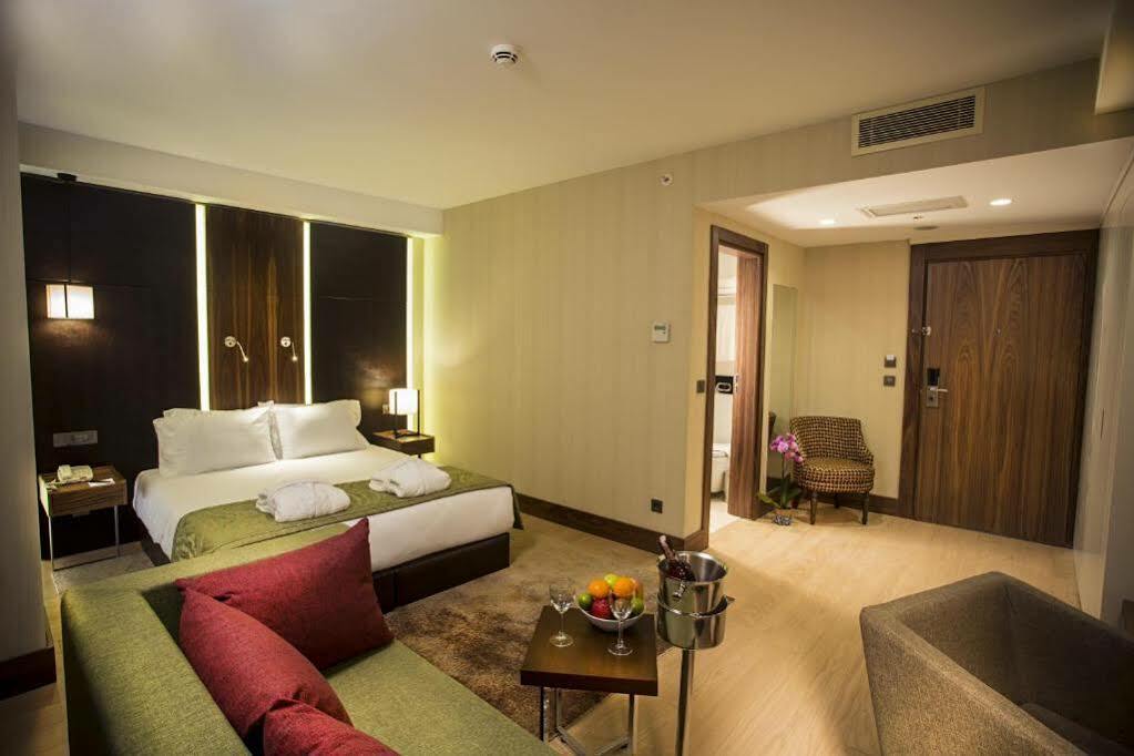 Ramada By Wyndham Istanbul Florya Hotel Eksteriør billede